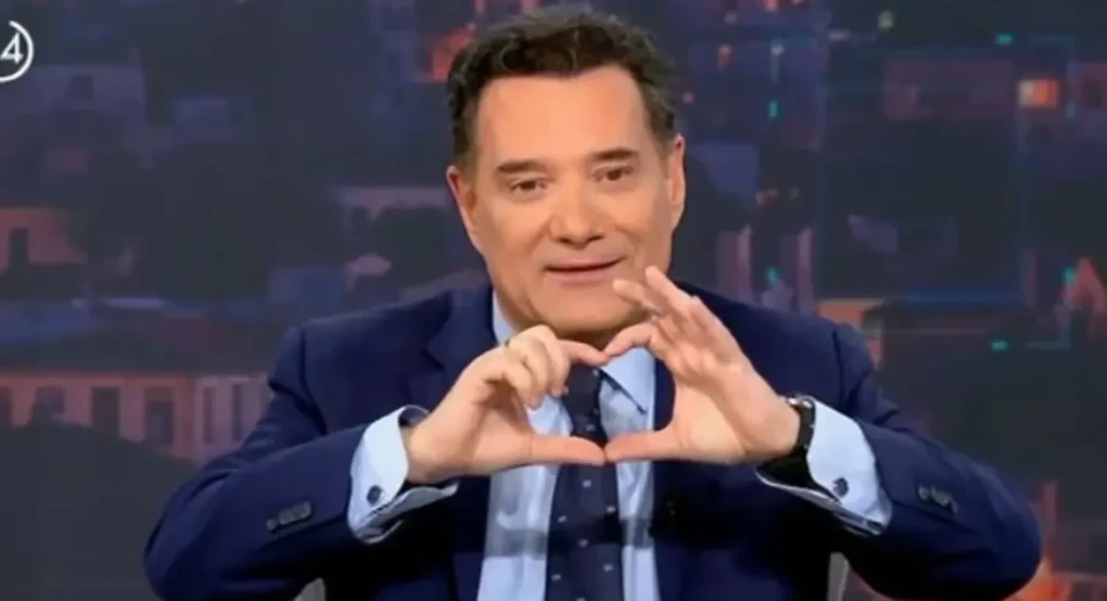 Ο Γεωργιάδης έκανε καρδούλα στη γυναίκα που «είπε την αλήθεια και κατέστρεψε την προπαγάνδα της αριστεράς»