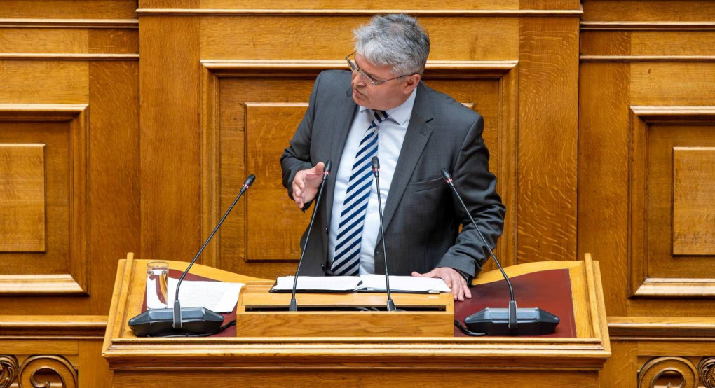 Νατσιός: «Παίζετε με την άμυνα της χώρας – Υπονομεύετε την εθνική ασφάλεια για να ικανοποιήσετε ξένα κέντρα»