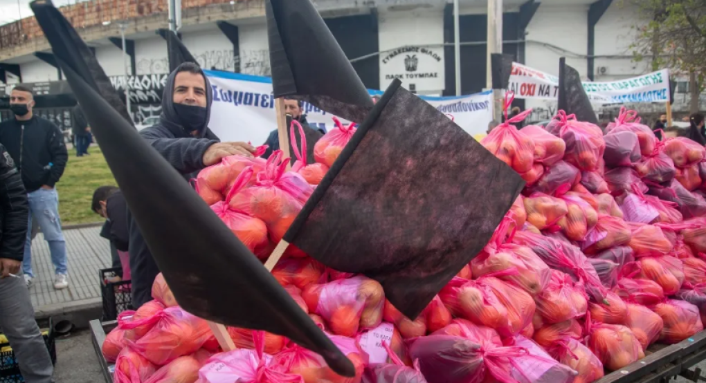 Πότε ξεκινά η επ’ αόριστον πανελλαδική απεργία στις λαϊκές αγορές