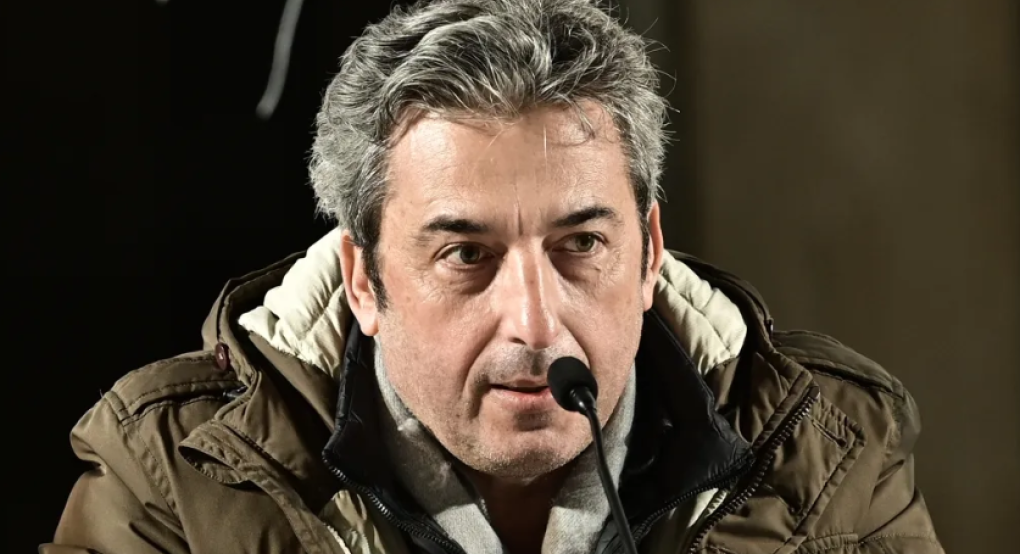 Ο Ασλανίδης διαψεύδει τον Μαρινάκη: «Το ξυλόλιο έκαψε τα παιδιά μας»