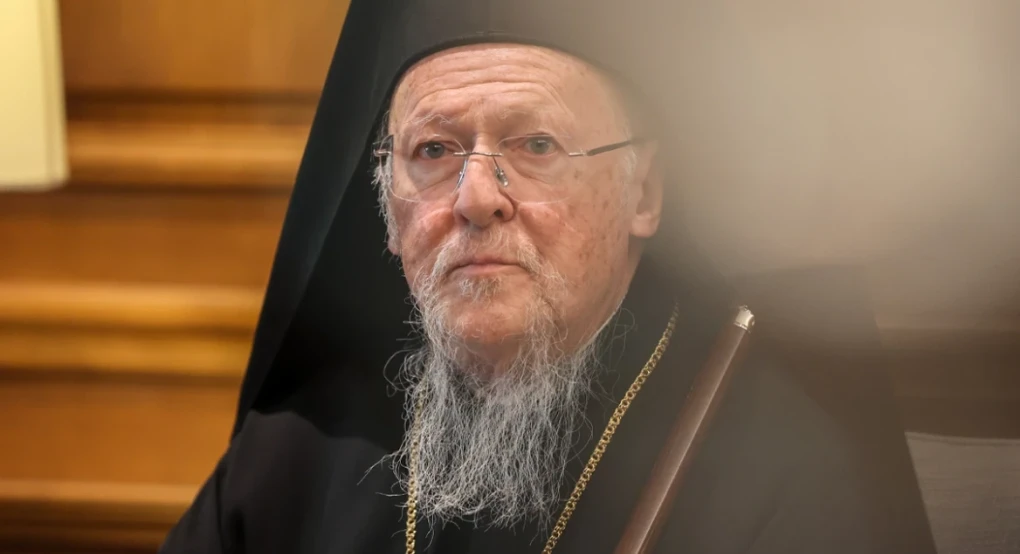 Τι κρύβεται πίσω από την επίθεση των Ρώσων στον Πατριάρχη Βαρθολομαίο: Η ιστορία ενός «ιερού πολέμου»