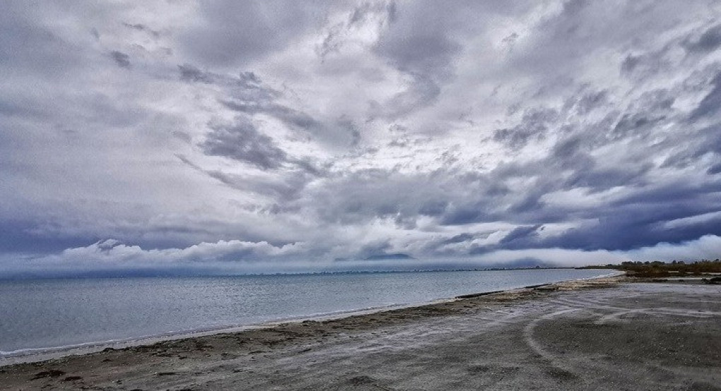 Άνοδος της θερμοκρασίας με παροδικές νεφώσεις και ασθενείς χιονοπτώσεις