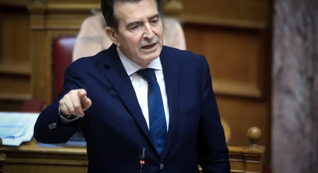 Χρυσοχοΐδης για μπλόκα: Αντικοινωνική συμπεριφορά η ταλαιπωρία χιλιάδων πολιτών