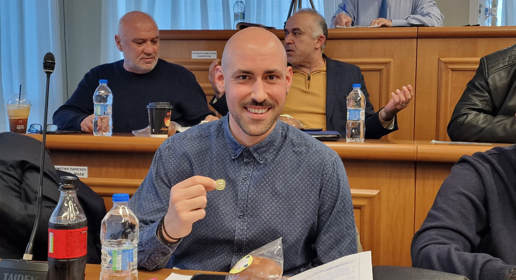 Ο Αντιδήμαρχος Θοδωρής Σαμαράς ο τυχερός της βασιλόπιτας