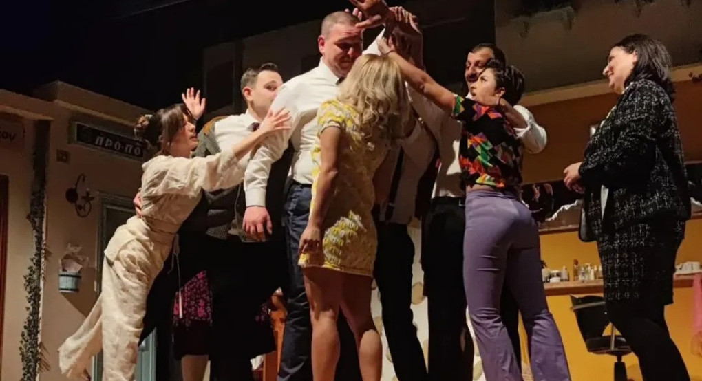 Με μεγάλη επιτυχία η «Ωραία του κουρέα» από την Έκφραση Αλμωπίας στο Ξενιτίδειο