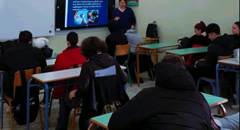 Ενημερωτική δράση για την έμφυλη βία και τα έμφυλα στερεότυπα στο ΕΠΑΛ Βέροιας