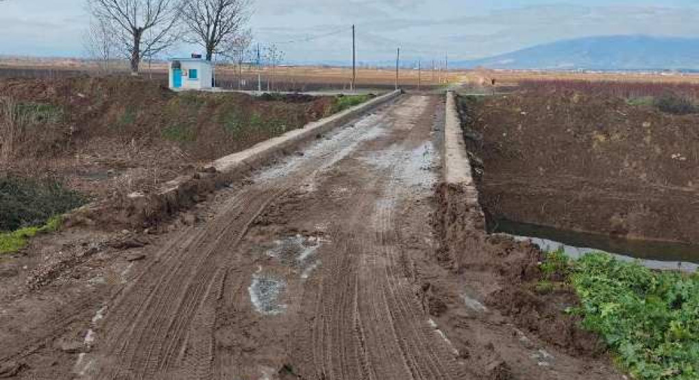 Ελεύθερη η κυκλοφορία οχημάτων στη γέφυρα της Παραλίμνης Γιαννιτσών – Άρση της απαγόρευσης