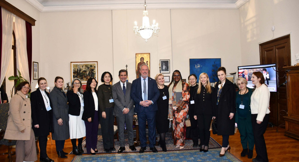 Επίσκεψη του δ.σ. της Διεθνούς Ένωσης Οικονομικών  και Κοινωνικών Συμβουλίων (AICESIS) στο ΥΜΑΘ