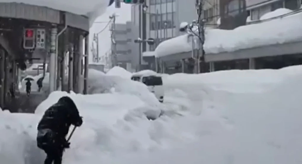 Ιαπωνία: Σφοδρές χιονοπτώσεις στοίχισαν τη ζωή σε 30 ανθρώπους