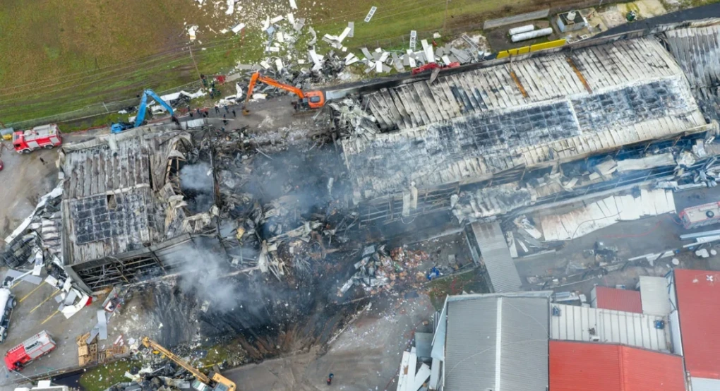 Έργα ασφαλτόστρωσης το καλοκαίρι εξετάζονται ως πιθανή αιτία για τις τρύπες στους σωλήνες και τη διαρροή προπανίου στη Βιολάντα