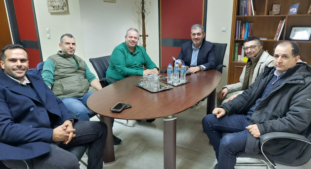 Τον Πρόεδρο του Επιμελητηρίου Πιερίας επισκέφθηκαν μέλη της διοίκησης του Σκακιστικού Ομίλου Κατερίνης