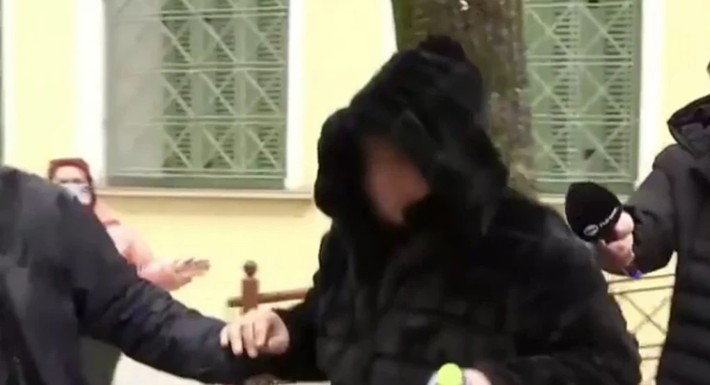 Σάλος με τη διευθύντρια στις Σέρρες που έκλεισε το στόμα μαθητή με μονωτική ταινία – «Το μαρτύριο επιδεινώθηκε τα τελευταία τρία χρόνια»