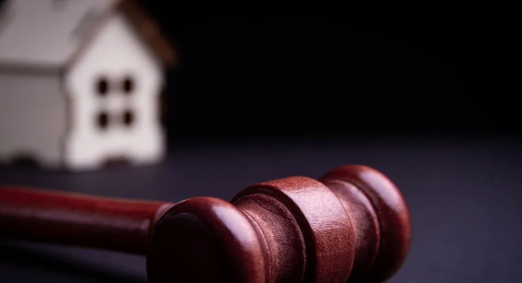 Μειωμένο ενδιαφέρον «επενδυτών» για αγορά κατοικίας μέσω πλειστηριασμών