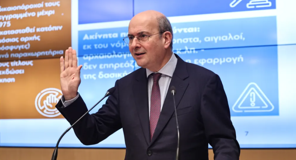 «Μάχη με το βαθύ κράτος» δίνει ο Χατζηδάκης με 14 παρεμβάσεις