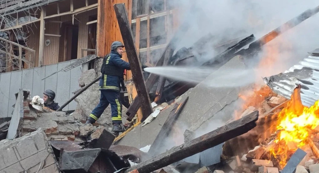 Πόλεμος στην Ουκρανία: Διπλωματία στο Άμπου Ντάμπι, βομβαρδισμοί σε Κίεβο και Χάρκοβο