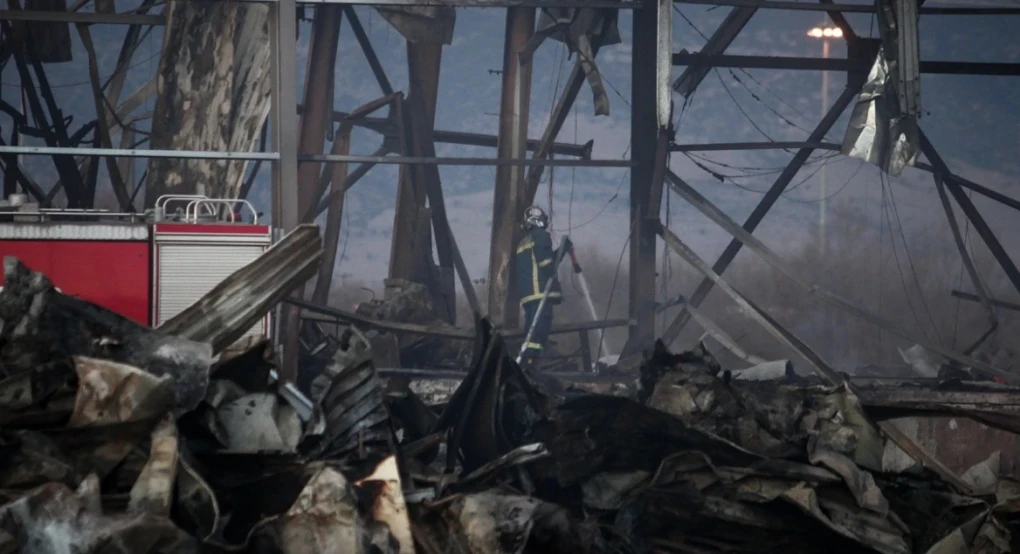 Τρύπες σε σωλήνες προπανίου εντοπίστηκαν στο υπόγειο του εργοστασίου Βιολάντα