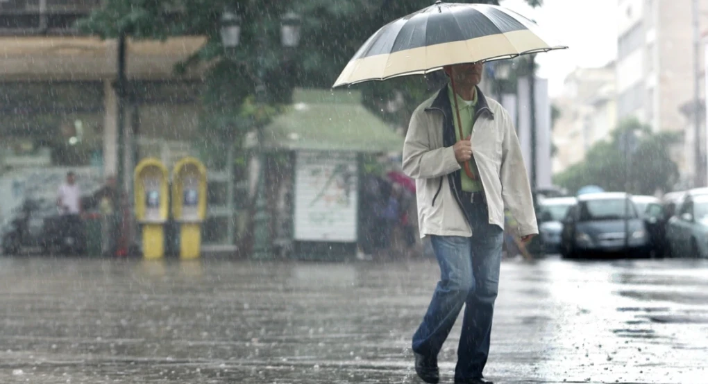 Ισχυρές βροχές σήμερα και κίνδυνος για πλημμύρες: Ποιες περιοχές βρίσκονται σε «κόκκινο συναγερμό»