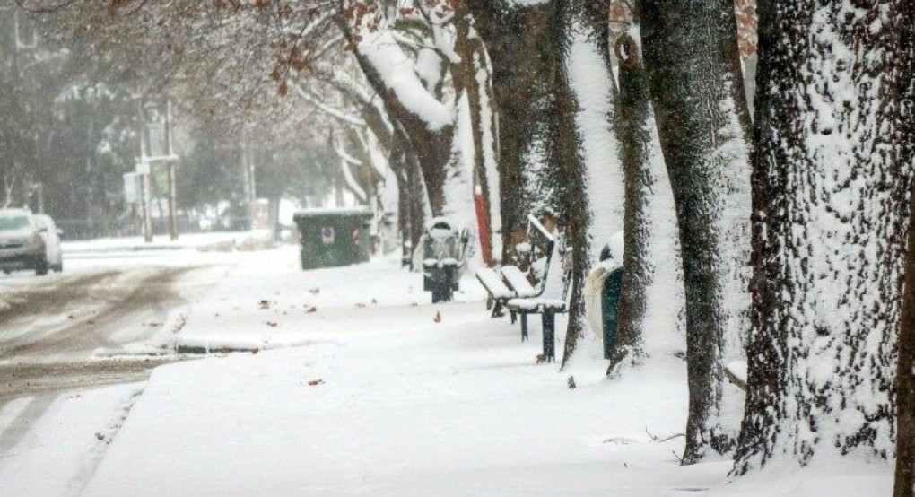 Κλειστά σχολεία, αναστολή εξετάσεων στα πανεπιστήμια και δικαιολογημένη απουσία στο Δημόσιο – Όσα ισχύουν λόγω της κακοκαιρίας