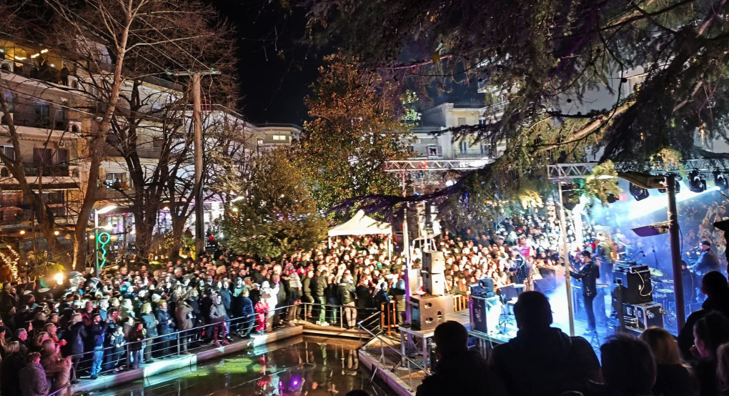 Εδεσσαϊκό Καρναβάλι: «Γιατί έτσι μας αρέσει!» – Η Έδεσσα γιόρτασε με Τόνυ Σφήνο και χιλιάδες κόσμου