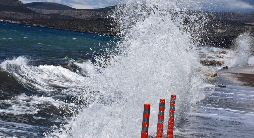 Καιρός: Επιμένουν οι καταιγίδες και οι θυελλώδεις άνεμοι -Πότε θα κοπάσουν τα φαινόμενα