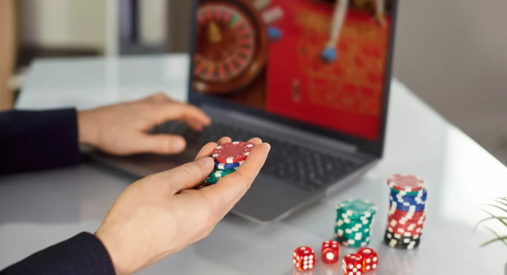 ΕΛΣΤΑΤ: Tζόγος και ντελίβερι μπαίνουν στον πληθωρισμό, τι αλλάζει στο «καλάθι» μας από 12 Φεβρουαρίου