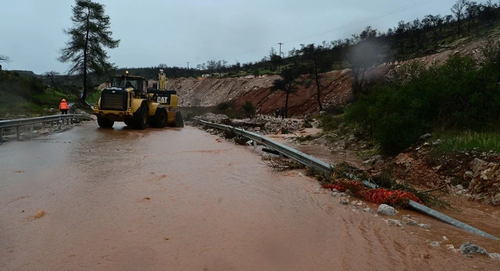 Υπερχείλισαν ποτάμια στα Ιωάννινα – Μεγάλες εκτάσεις γης έχουν καλυφθεί από νερά