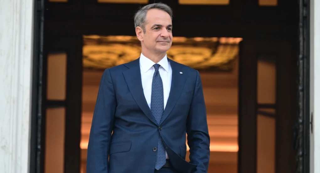 H ΝΔ μπαίνει με δημοσκοπική ανάκαμψη στο προεκλογικό 2026: Ο Μητσοτάκης θέτει διλήμματα και ζεσταίνει τις κομματικές μηχανές