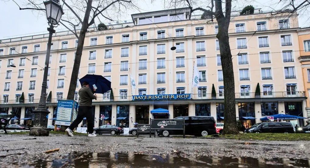 Διάσκεψη Ασφαλείας του Μονάχου: Η σκιά Τραμπ βαραίνει τη διατλαντική συμμαχία σε έναν κόσμο «υπό διάλυση»