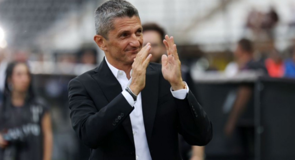 Αλίμονο σε εκείνους που δεν έμαθαν ποτέ τον «Ραζβάν» πίσω από τον Λουτσέσκου