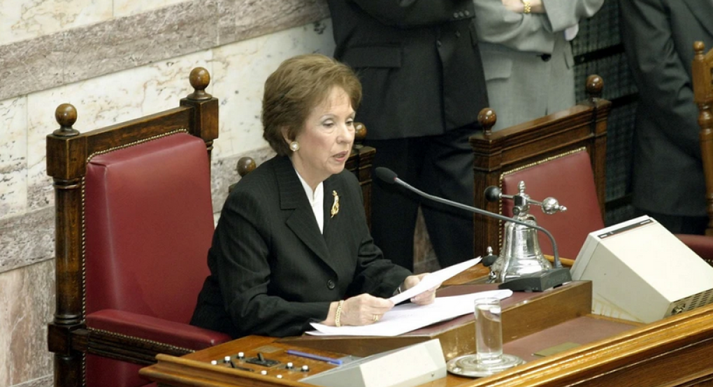 Πέθανε η Άννα Ψαρούδα-Μπενάκη σε ηλικία 92 ετών