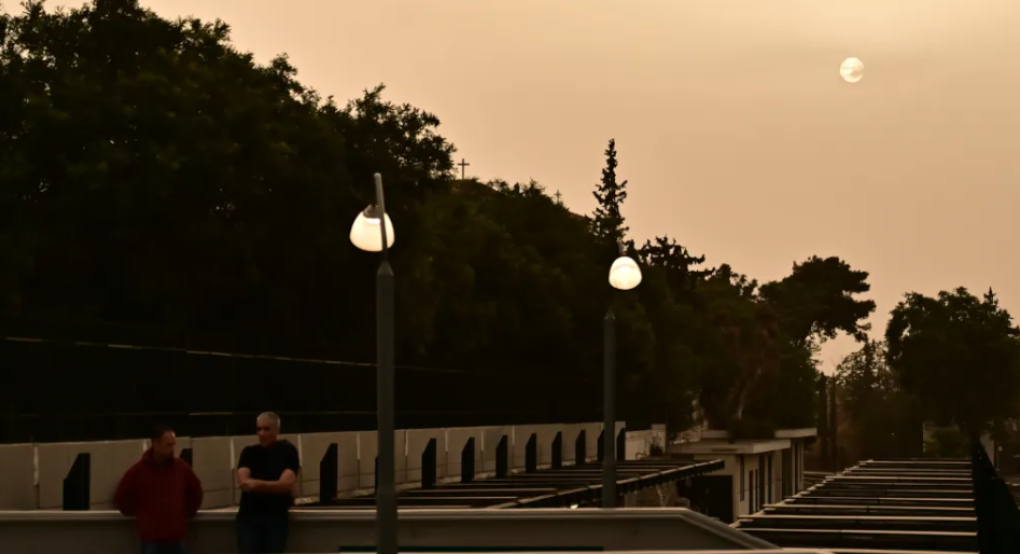 Η αφρικανική σκόνη κάλυψε τα πάντα: Τέσσερις ερωτήσεις και απαντήσεις για το φαινόμενο