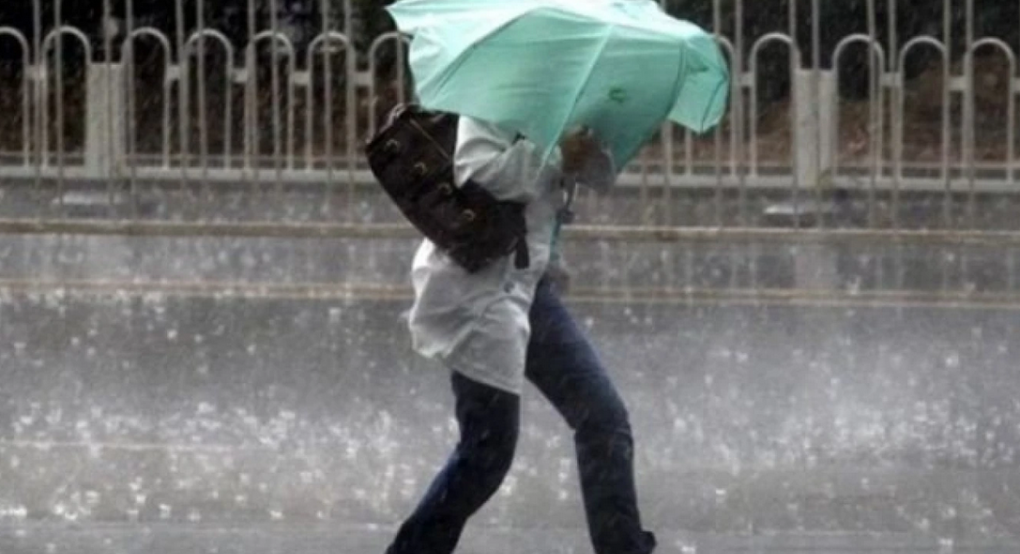 Σήμα κινδύνου από το δήμο Θεσσαλονίκης για τους ισχυρούς ανέμους ως 9 μποφόρ