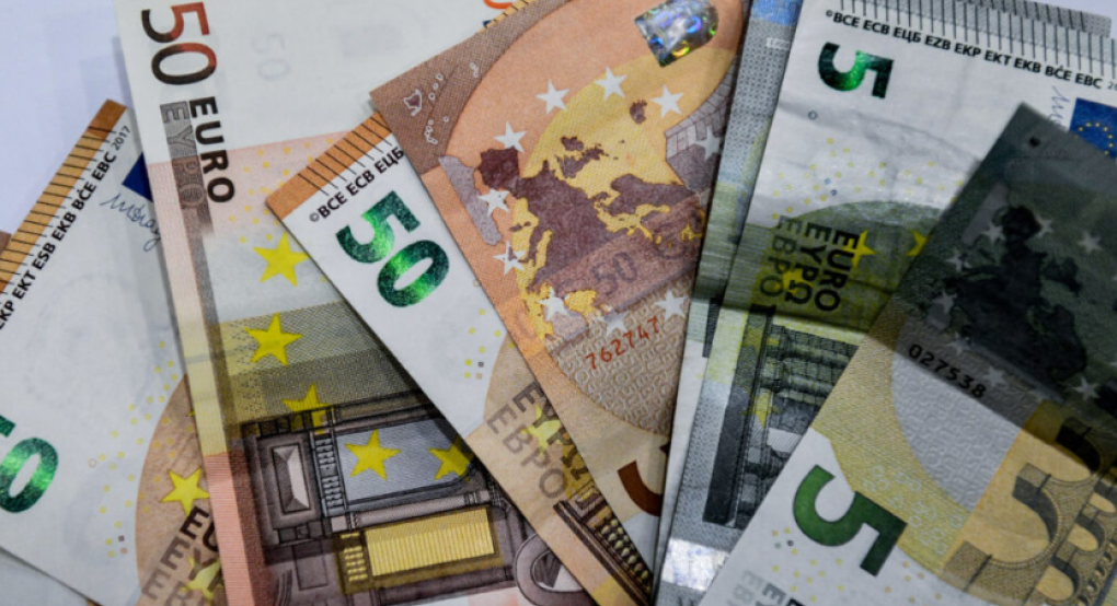 Επίδομα 200 ευρώ: Ποιοι μπορούν να το πάρουν και τι ισχύει για τους δικαιούχους με παιδιά