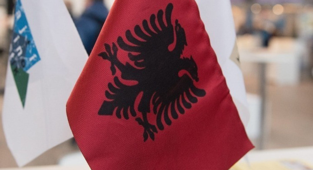 Αλβανία: Συγκρούσεις διαδηλωτών με την αστυνομία έξω από την έδρα της κυβέρνησης