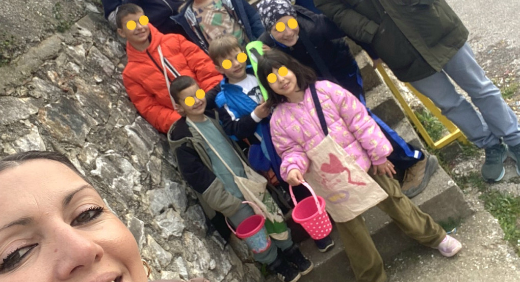 Σαρακηνοί: Οι μαθητές του Δημοτικού και του Νηπιαγωγείου αναβίωσαν το παραδοσιακό έθιμο της «Χελιδόνας»