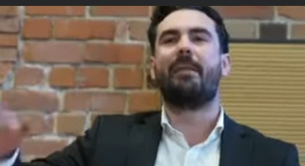 Σοβαρά ερωτήματα για ακίνητο-«φιλέτο» στη Σκύδρα