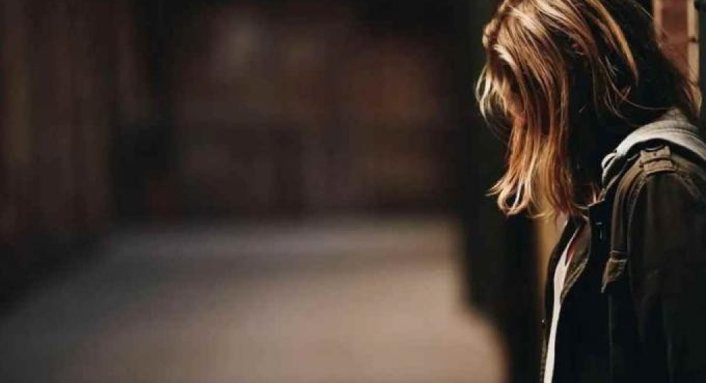 Χειροπέδες σε 38χρονο στο Παλαιό Φάληρο που κατηγορείται για τον βιασμό 14χρονης