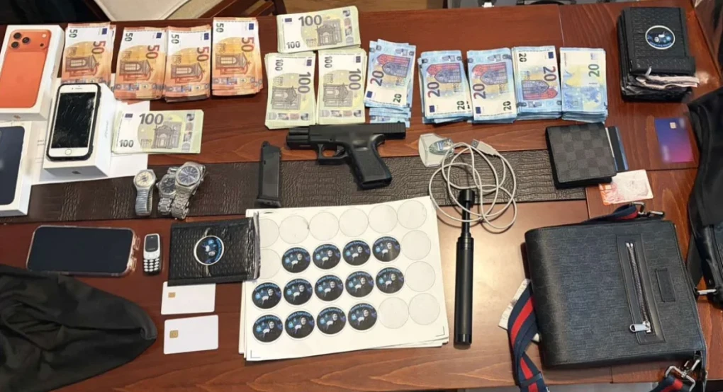 Κατερίνη: Πώς εντοπίστηκε ο 16χρονος παραχαράκτης που ανέβαζε βίντεο κάνοντας αναλήψεις από ATM με κάρτες - κλώνους