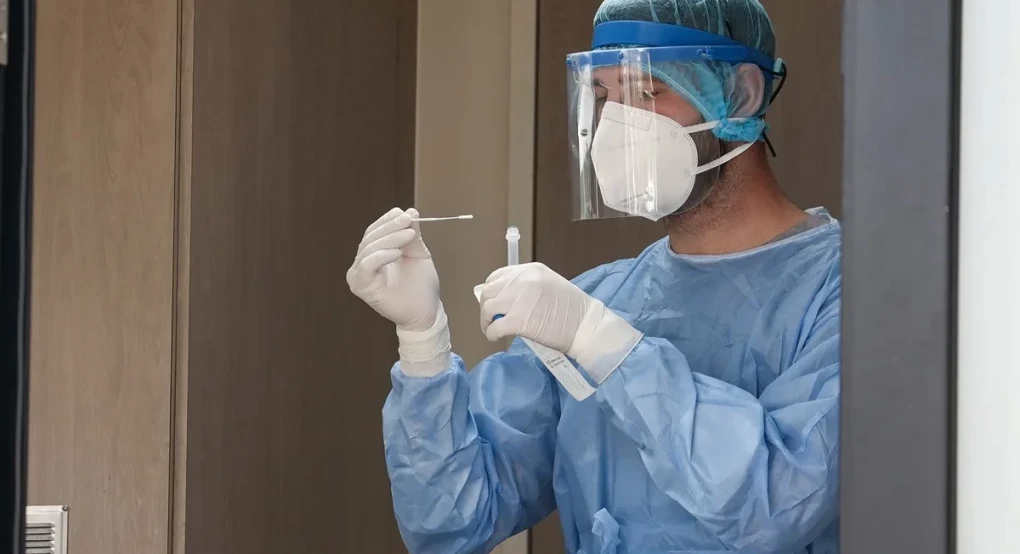 Κορωνοϊός: Νέα μελέτη υποστηρίζει ότι η πραγματική προέλευση του ίσως δεν είναι αυτή που πιστεύαμε