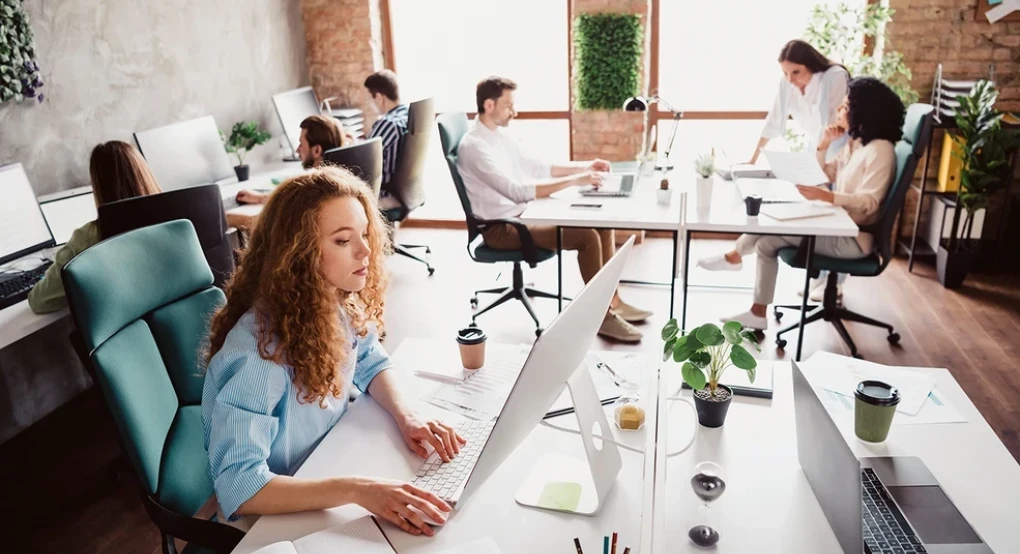 Το Ευρωκοινοβούλιο προτείνει πακέτο μέτρων για δίκαιες αμοιβές και μικρότερο χάσμα μισθών των γυναικών