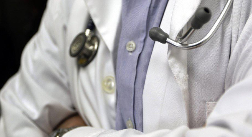 Πάτρα: Στην Ανακρίτρια σήμερα ο συνταξιούχος μαιευτήρας που συνελήφθη για παιδική πορνογραφία