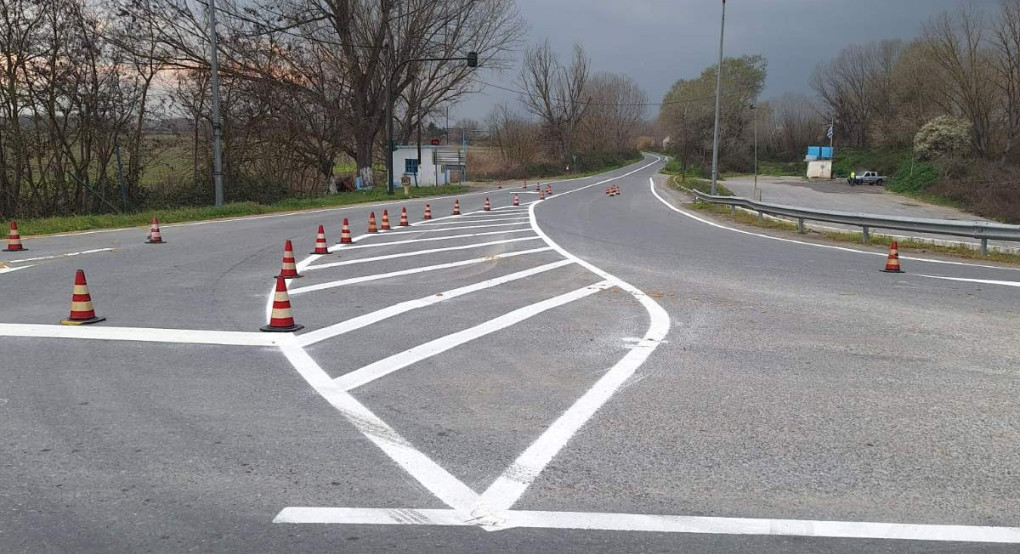 Διαγραμμίσεις επαρχιακών δημοτικών οδών από τον Δήμο Πέλλας για την ενίσχυση της οδικής ασφάλειας