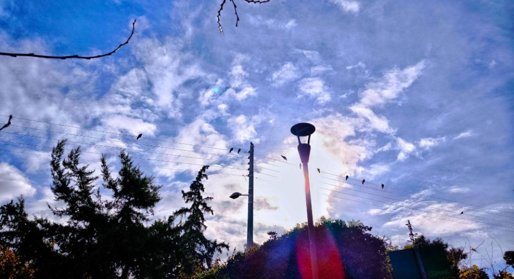 Ο καιρός την Παρασκευή (27/2): Ηλιοφάνεια με λίγες νεφώσεις