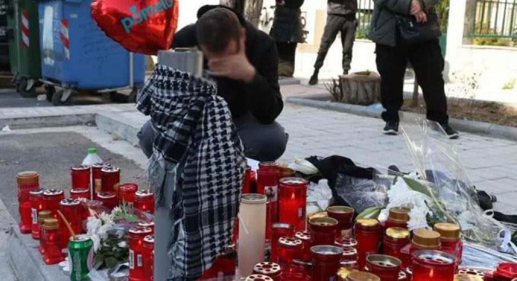 Δολοφονία 20χρονου στην Καλαμαριά: Στο «μικροσκόπιο» οι δύο νεαροί που συνόδευαν τον 20χρονο – Οπαδική χροιά στο επεισόδιο