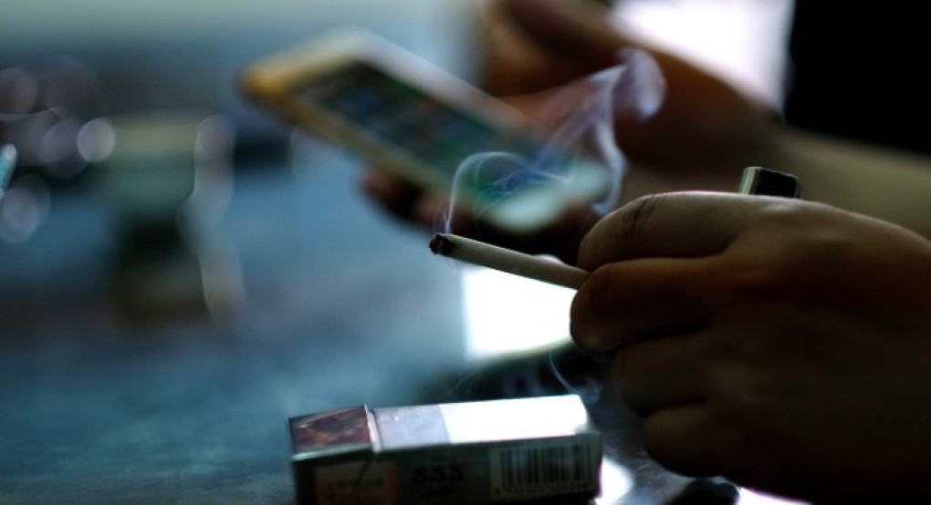 Από τις ελάχιστες χώρες η Ελλάδα όπου αυξάνεται το κάπνισμα και το άτμισμα στους εφήβους - Εκπρόσωποι ΠΟΥ και ειδικοί μιλούν στο ΑΠΕ-ΜΠΕ