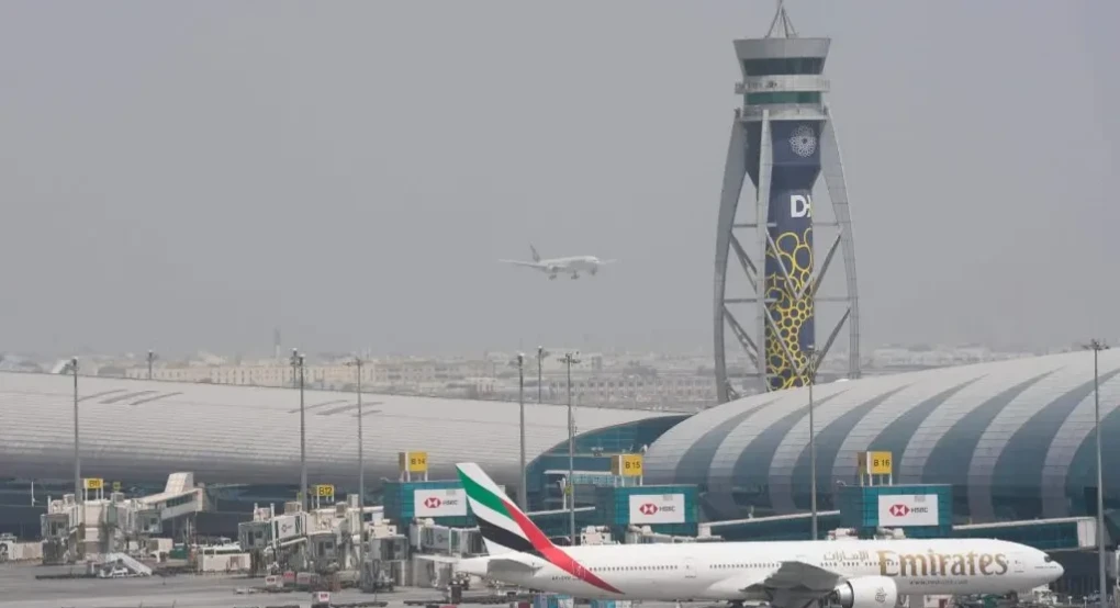 1.500 Έλληνες εγκλωβισμένοι στα ΗΑΕ - Αν δεν ανοίξει ο εναέριος χώρος, δεν μπορεί να γίνει μεταφορά τους