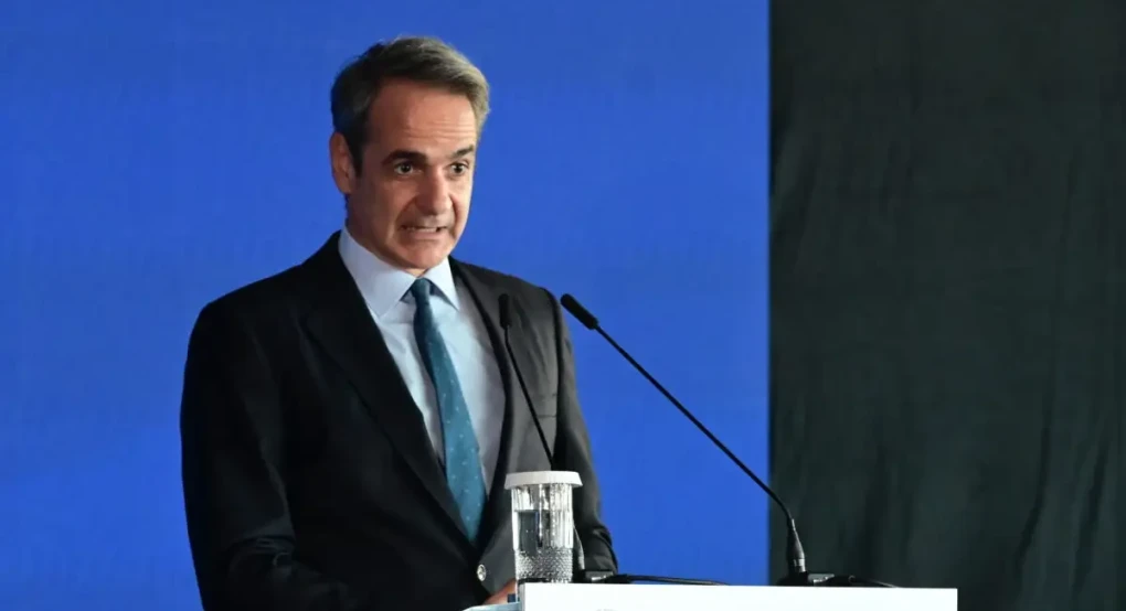 Τηλεδιάσκεψη Μητσοτάκη με τους πρέσβεις σε Ιράν και Μέση Ανατολή