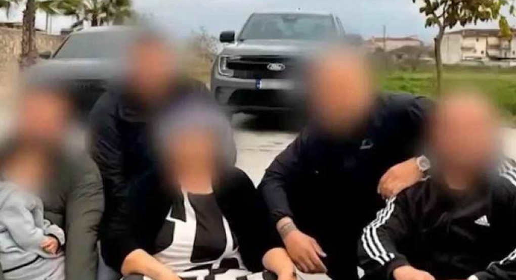 Για απάτες πολλών χιλιάδων ευρώ, τοκογλυφίες, όπλα και απειλές κατηγορούνται τα 4 αδέρφια Ρομά