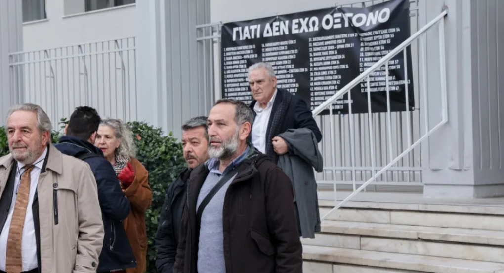 Τέμπη - Συγγενείς: Να αρθεί το τηλεφωνικό απόρρητο του ανακριτή Μπακαΐμη