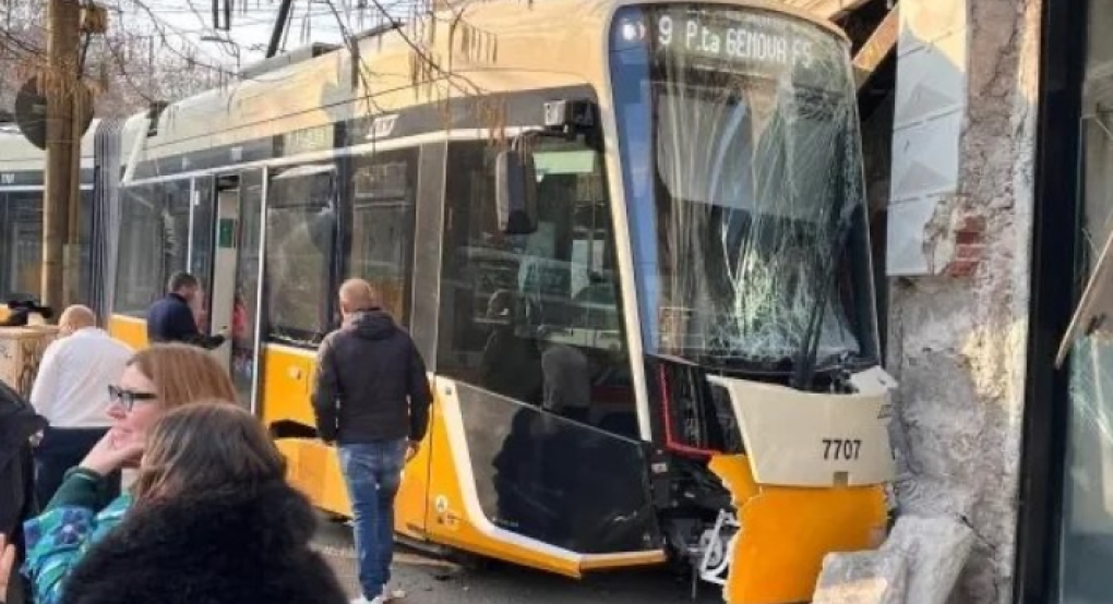 Εκτροχιασμός τραμ στο Μιλάνο: Πληροφορίες για έναν νεκρό και αρκετούς τραυματίες